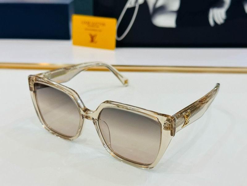 LV Sunglasses 897